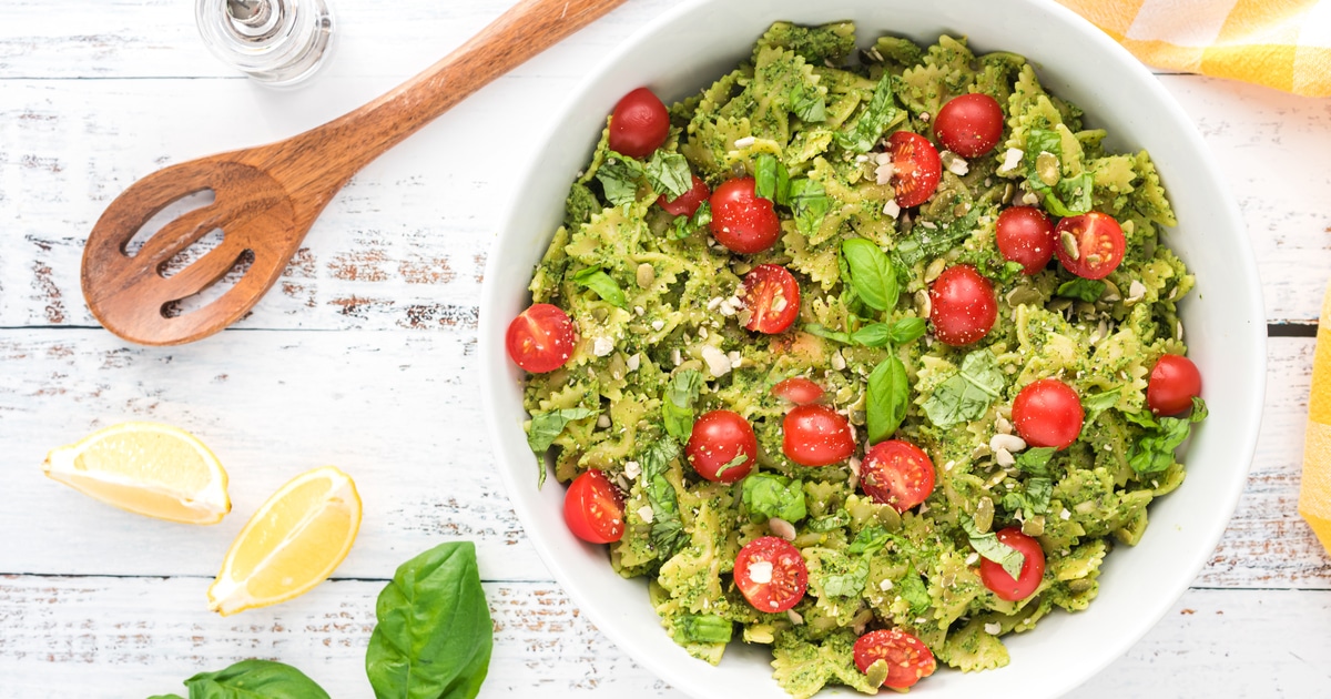 Lemony Pumpkin Seed Pesto Pasta
