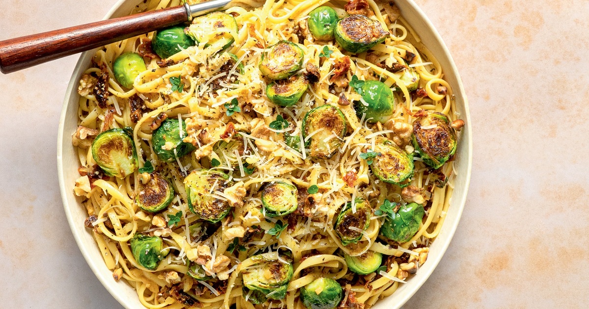 Easy Vegan Brussels Sprout Linguine in White Wine Sauce