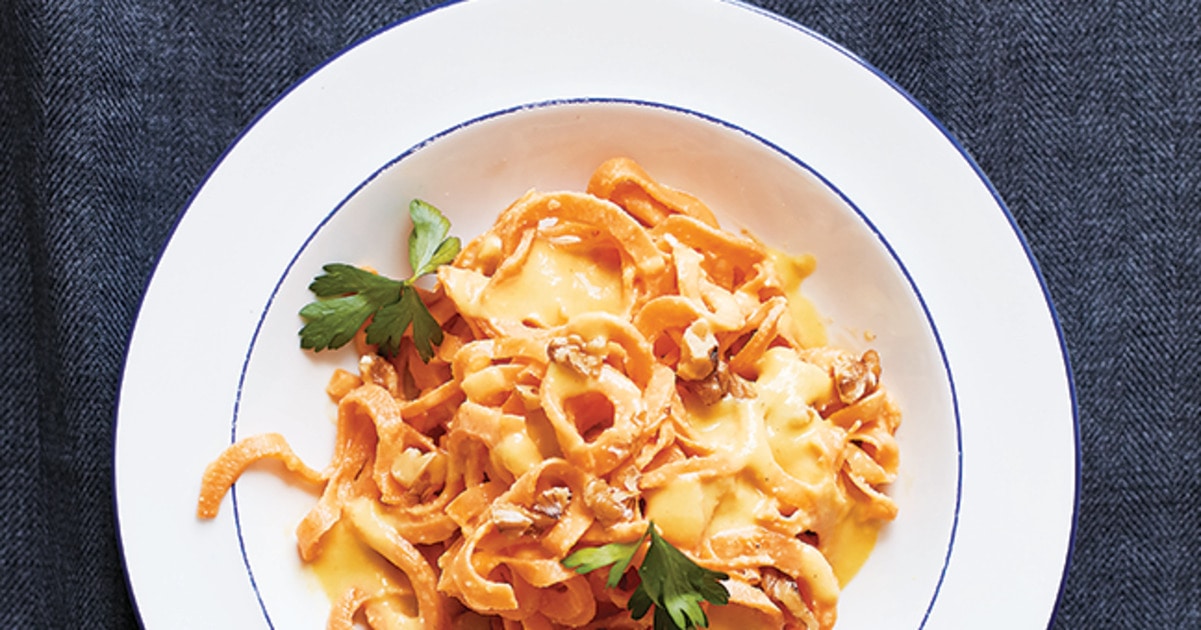 Creamy Vegan Sweet Potato Alfredo